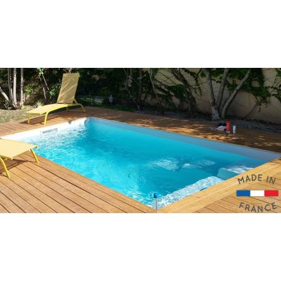 Piscina de casco SERRE CHEVALIER con banco